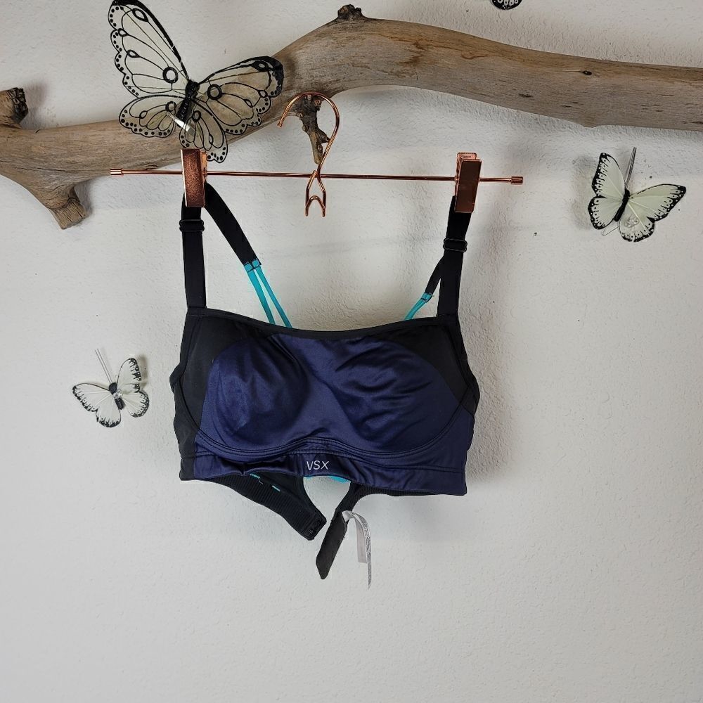 Victoria secret vsx molded cup sports bra